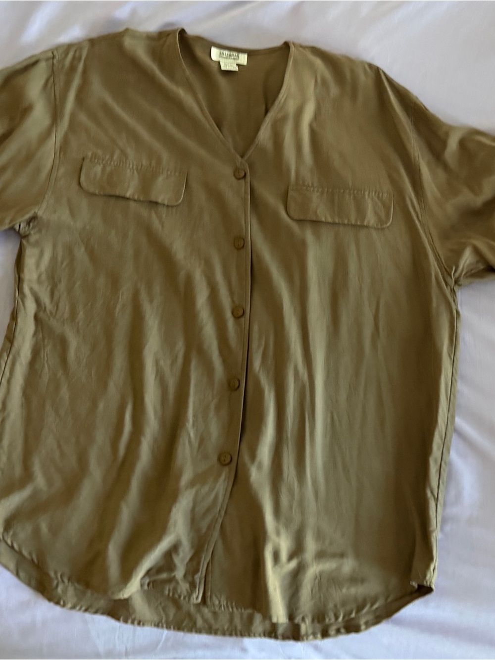 Relaxed Olive V-Neck Button-Front Shirt with Chest Pockets